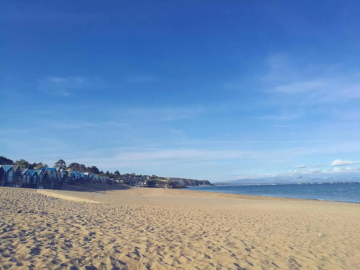 Holiday home Penmorfa - Sublime Retreat With Roof Terrace, 80m From Beach, Great For Surfing Abersoch