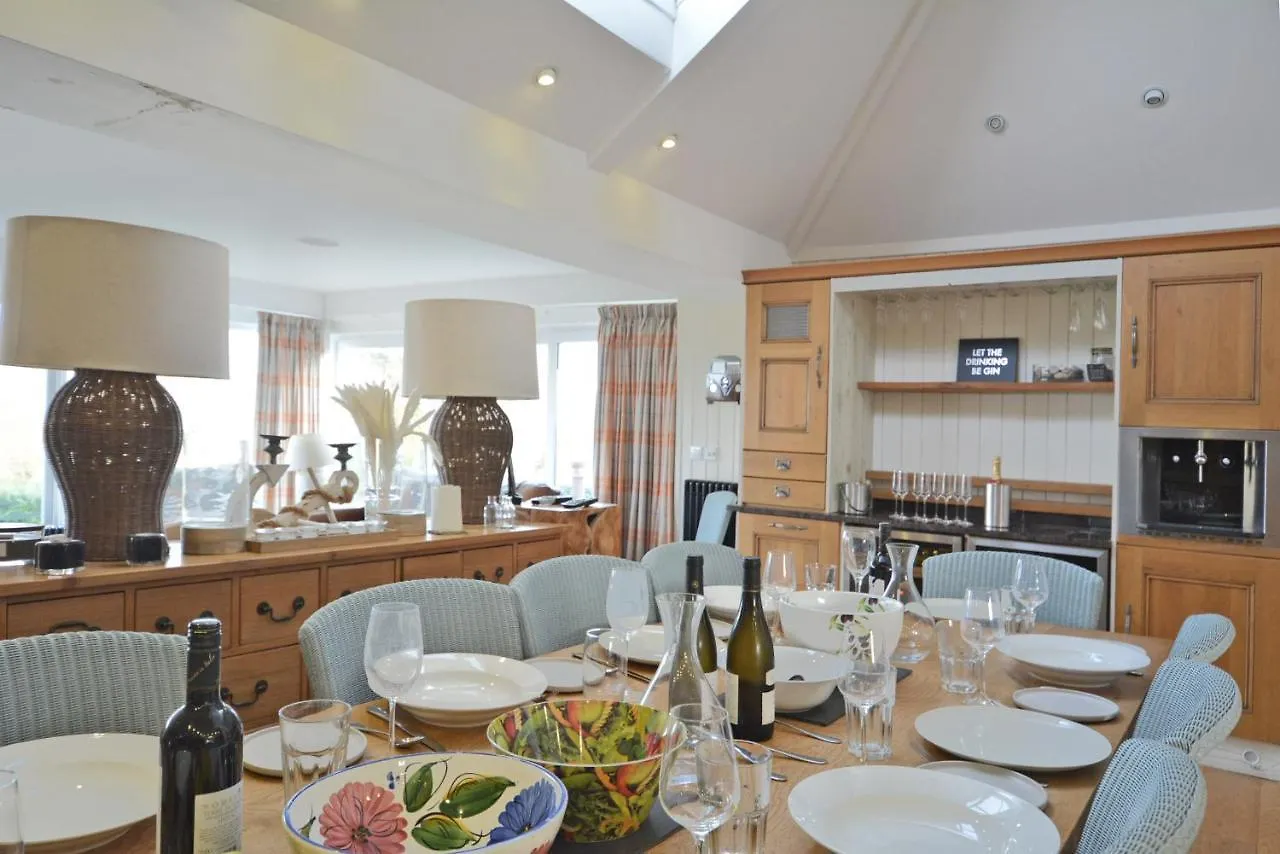 Penmorfa - Sublime Retreat With Roof Terrace, 80m From Beach, Great For Surfing * Abersoch