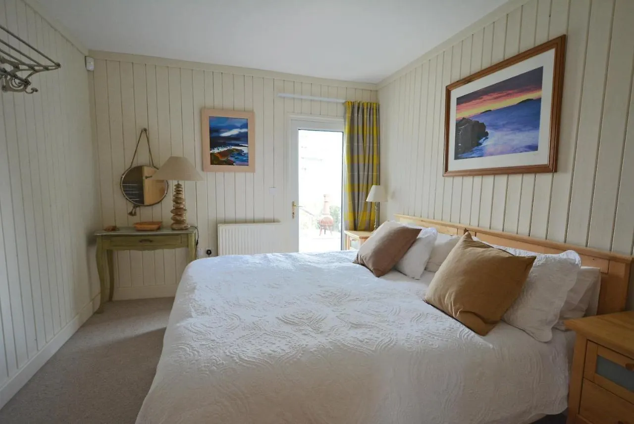 Penmorfa - Sublime Retreat With Roof Terrace, 80m From Beach, Great For Surfing *
