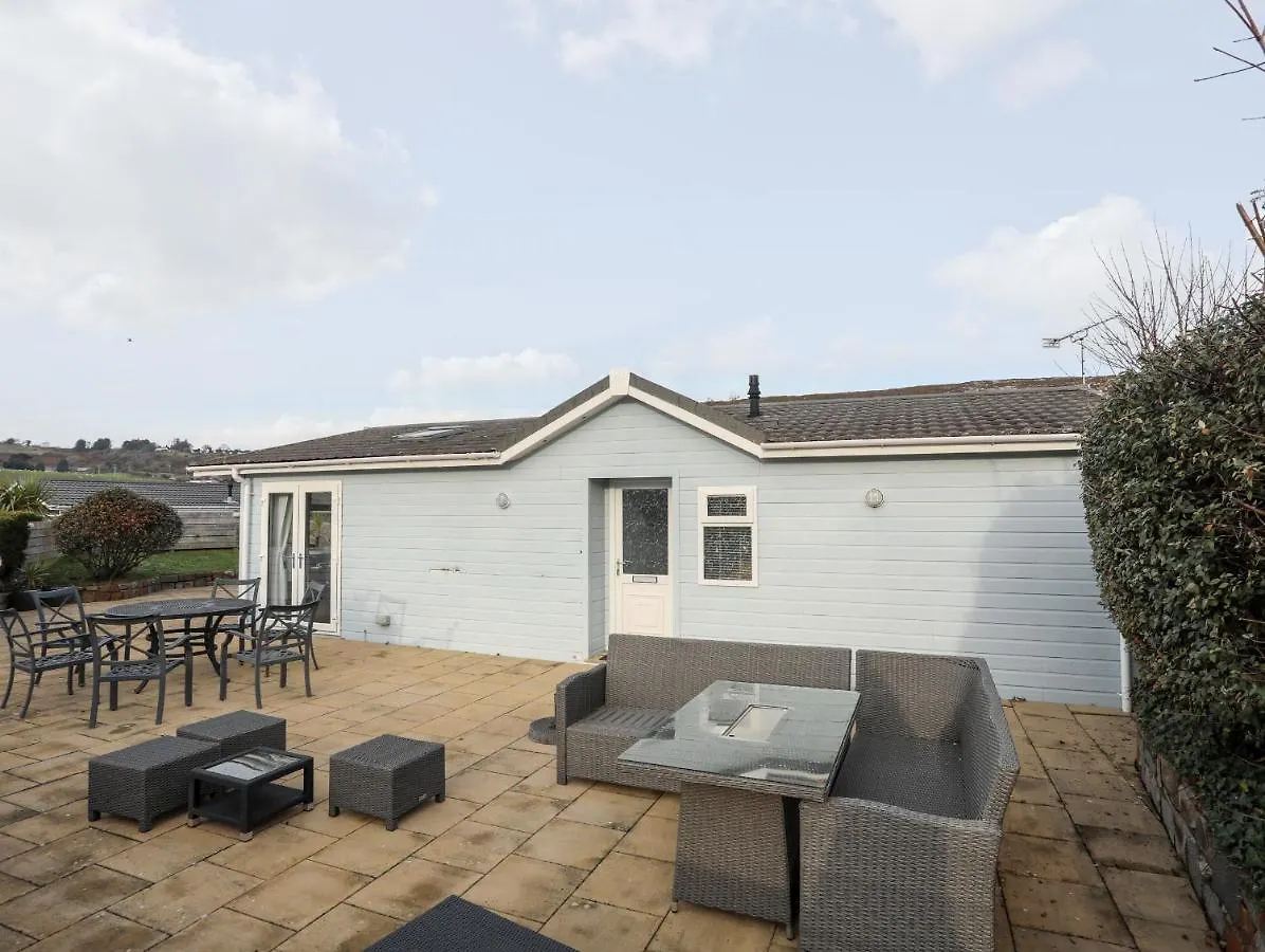 Holiday home The Warren U5