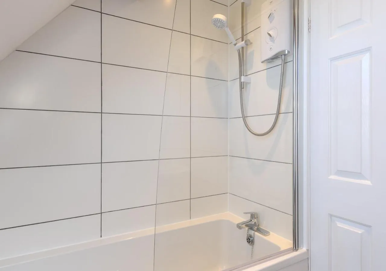 Apartment Tonnau