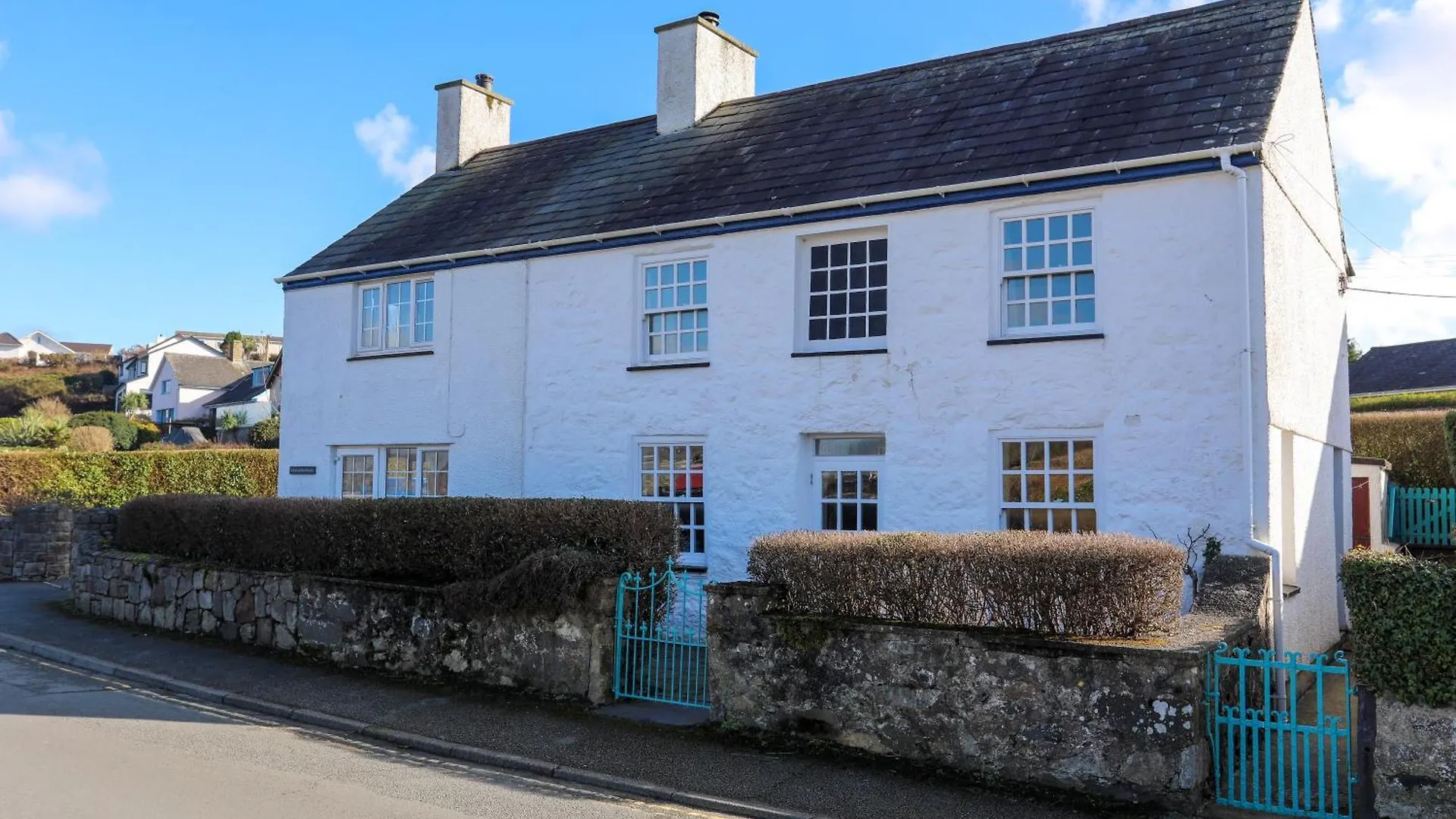 Holiday home Glan Y Don Bach *