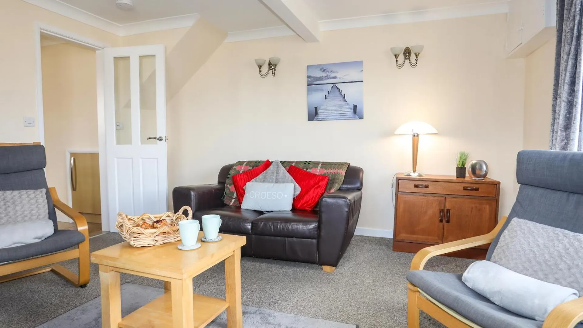 Holiday home Glan Y Don Bach *